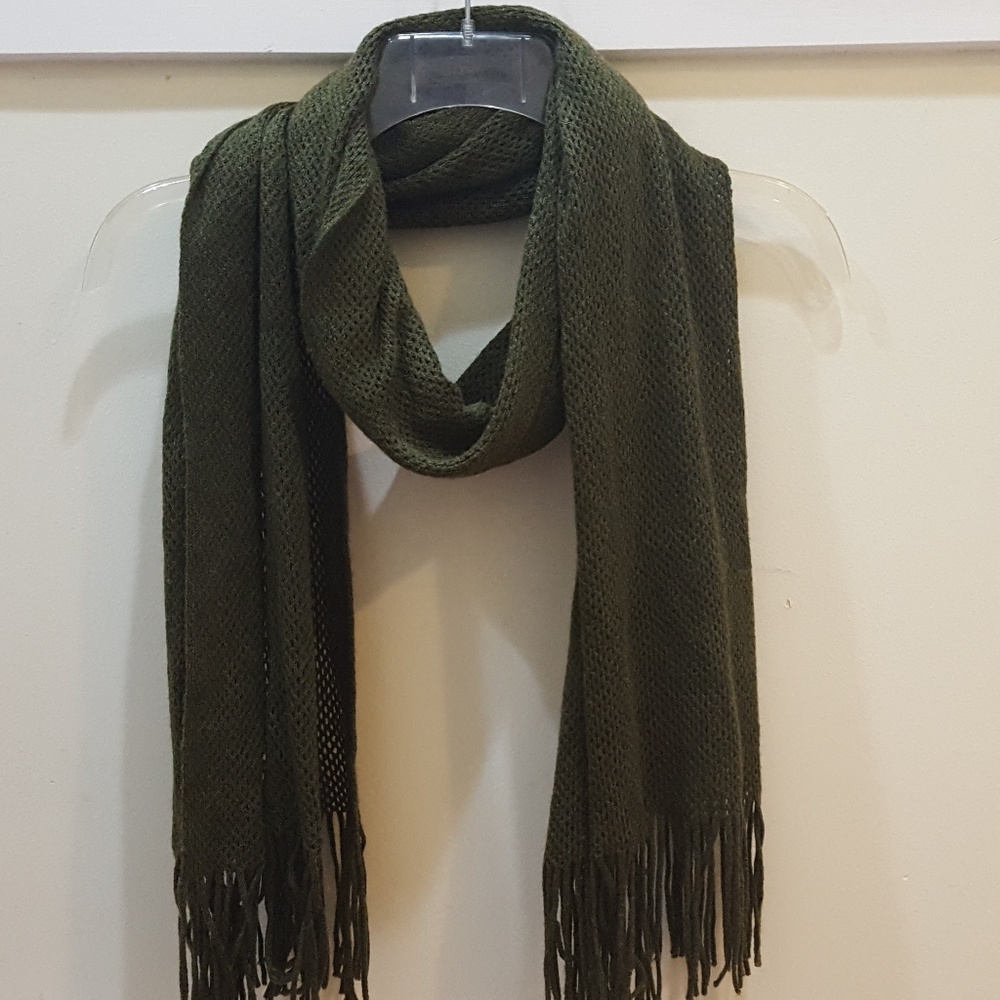Echo green scarf